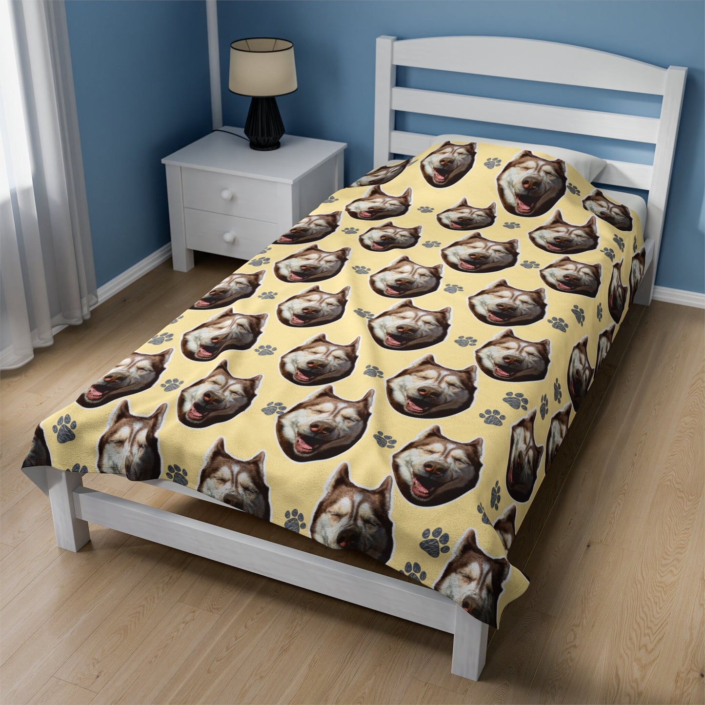 Personalized Funny Pet Photo Blanket – Custom Dog Face & Paw Print Gift for Pet Lovers