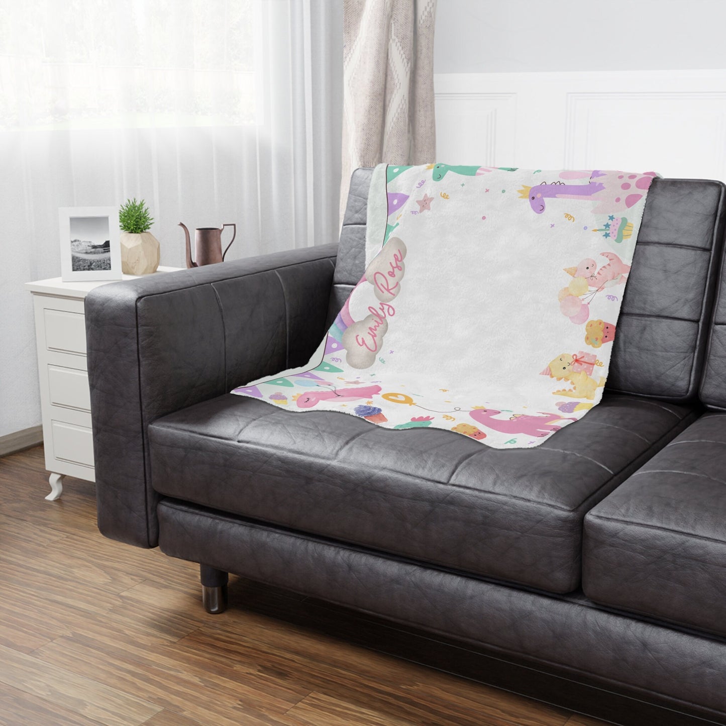 Personalized Dinosaur Blanket – Custom Name Gift for 1st Birthday, Baptism & Kids’ Milestones