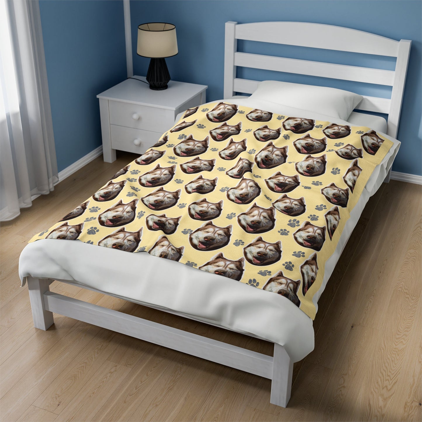 Personalized Funny Pet Photo Blanket – Custom Dog Face & Paw Print Gift for Pet Lovers